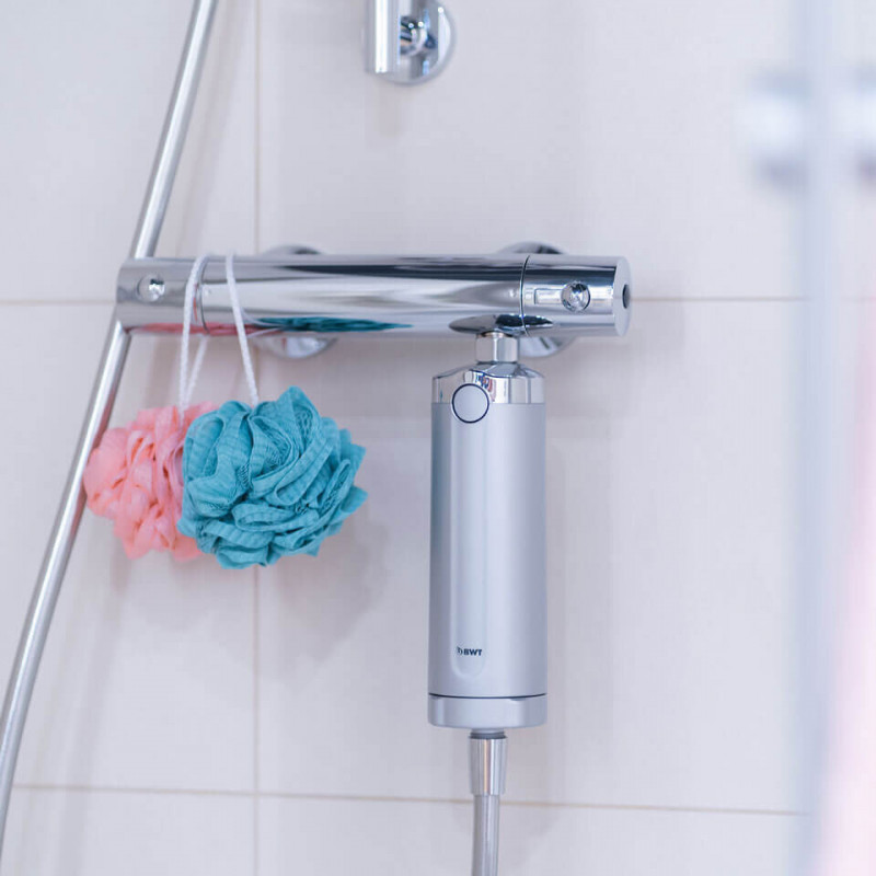 Filtre anticalcaire pour votre douche de BWT - simple, hygiénique, propre